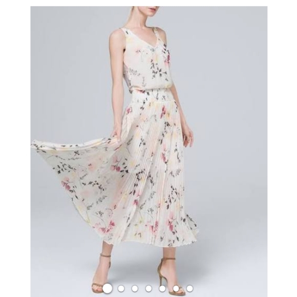 White House Black Market Dresses & Skirts - White House Black Market White Floral Dress ♥